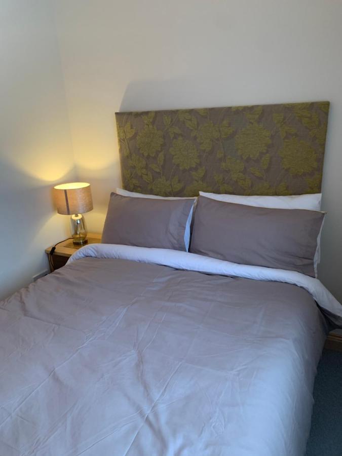 Feather Bed 3 Bedroom House キンセール エクステリア 写真